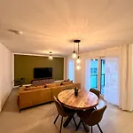 Stilvolles, Modernes Mit Sonnen-balkon 公寓 巴登-巴登